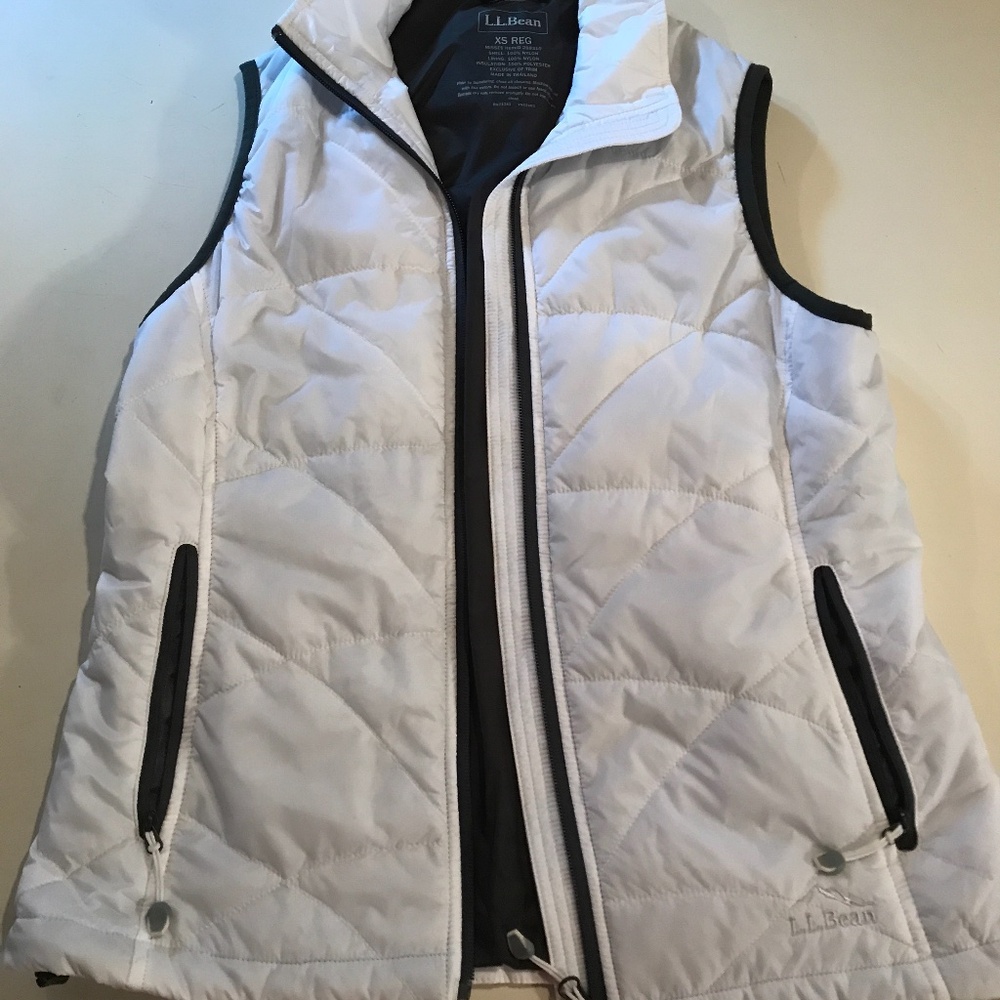 Ll bean light weight insulated primaloft vest